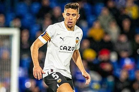 Valencia Cf Gabriel Paulista Con Una Lesi N En Los Isquiotibiales De