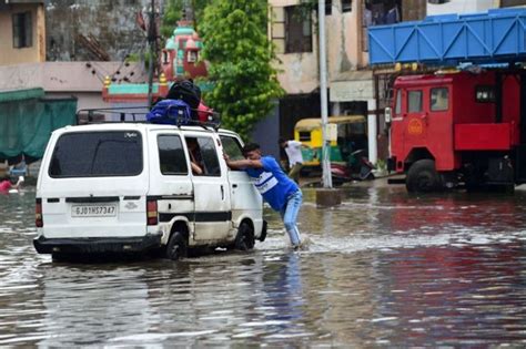 Gujarat Rain Alert હવામાન વિભાગે કરી આગાહી રાજ્યના કયા વિસ્તારોમાં