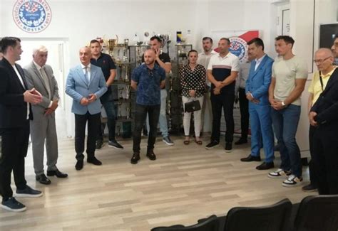 Mostar Kvesi I Izaslanstvo Olimpijskog Odbora U Posjeti Rukometnim