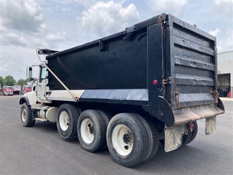 2007 Mack Granite Cv713 Tri Axle Dump Truck 10 Speed Manual