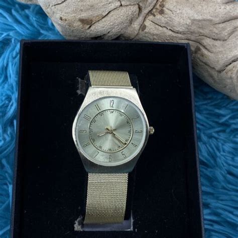 Quartz Japan Movt Gold Watch With Stainless Steel Back Ebay