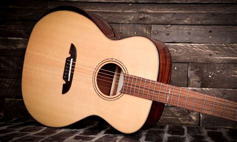 Alvarez Guitars 5 Things You Should Know Andertons Blog