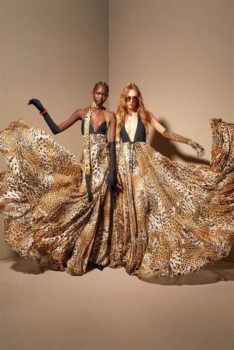 Roberto Cavalli Resort 2024 Collection LES FAÇONS