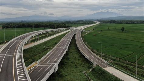 3 Hari Lagi Tol Cisumdawu Tembus Cipali Untuk Mudik Lebaran 2023