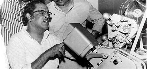 Remembering Hrishikesh Mukherjee Vibes Of India