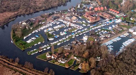 Moorings for Rent on the Norfolk Broads : Norfolk Broads Moorings