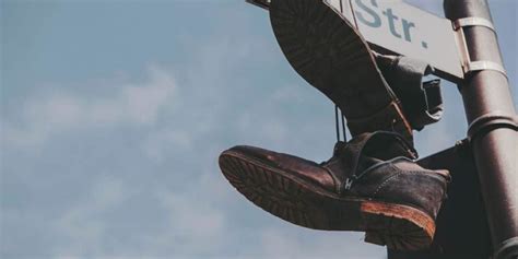 how to fix cracked leather boots