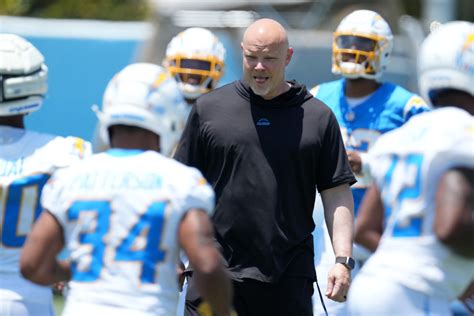 Chargers News Strength Coach Ben Herbert Wins Over Chargers Stars