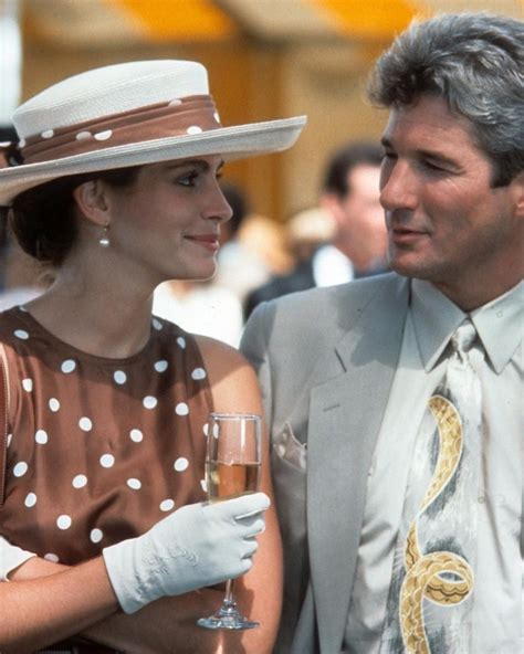 It S The 32nd Anniversary Of Pretty Woman All Of Julia Roberts Outfits