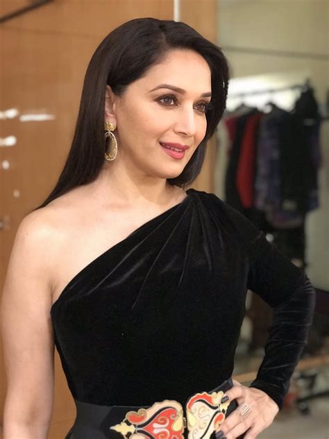 Madhuri Dixit R Busty Hide