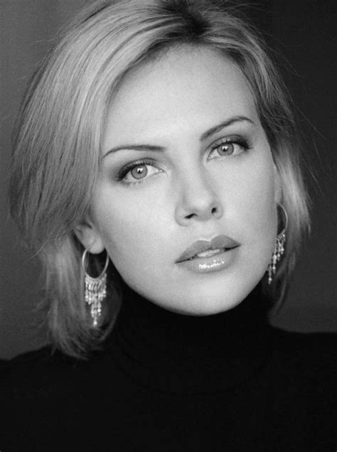 Charlize Theron One Of My Favourite Actresses And Absolutely Stunning