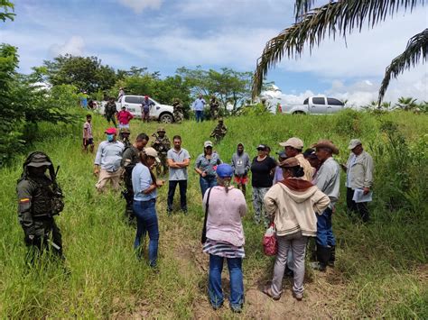 Nueve Familias Campesinas Regresan A Sus Tierras Restituidas En El