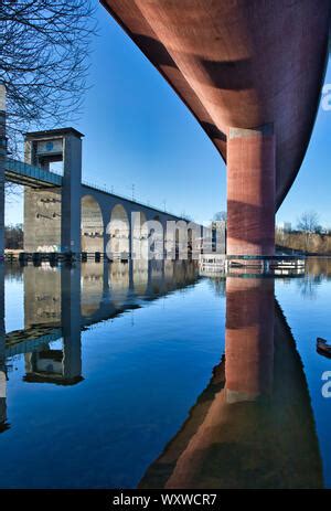 Arsta Arstabroarna Puentes Paralelo De Dos Viaductos Ferroviarios