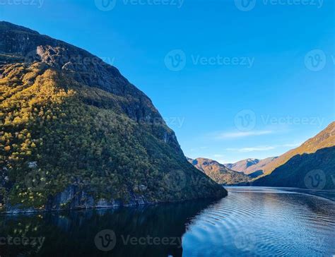 Avec Un Bateau De Croisi Re Dans Les Fjords De Norv Ge Photo