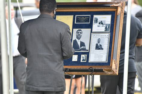 Little Richard’s funeral held in Alabama as fans line the streets while ...