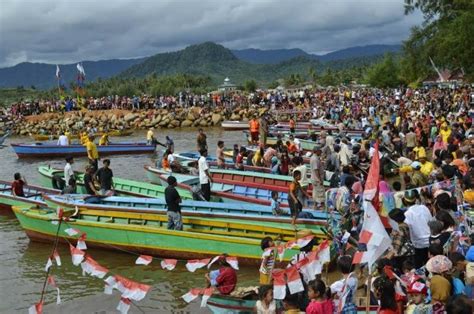 Tradisi Kenduri Laut Masyarakat Pesisir Pulau Sumatra