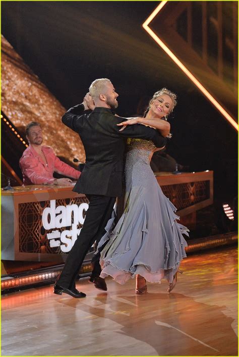 Dwts Viennese Waltz Relay Watch Melora Hardin Suni Lee And Amanda