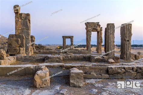 Palace of xerxes i Stock Photos and Images | agefotostock