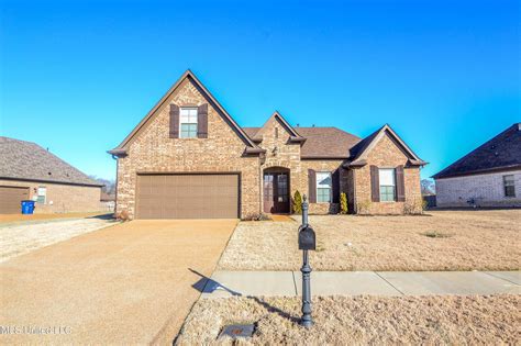 10420 Parker Cv Olive Branch Ms 38654 Trulia