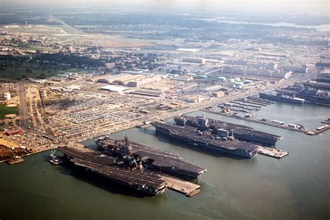 Ficheironorfolk Naval Base Aerial 1985 Wikipédia A Enciclopédia