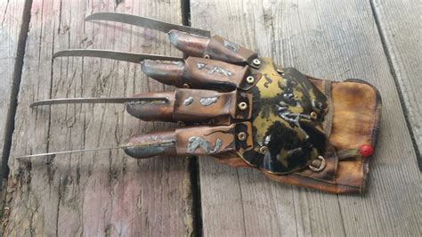 Freddy Glove A Nightmare On Elm Street 4 The Dream Master Prop