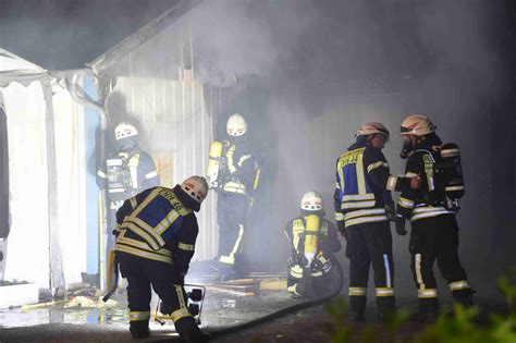 Brand In Edingen Neckarhausen Gastst Tte Durch Feuer Besch Digt