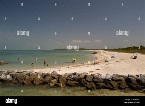 beach at fort de soto park Stock Photo - Alamy