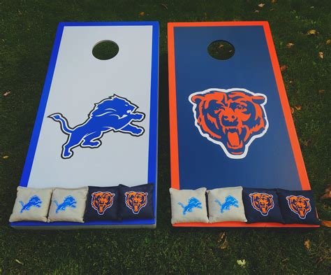 Detroit Lions Vs Chicago Bears Custom Personalized Cornhole Set