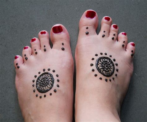 Simple Henna Design for Feet - Instructables