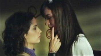 Maria Adelaida Puerta Desnuda En Escena Lesbica SoHot3 Blogspot XVIDEOS