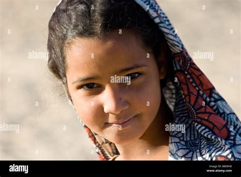 Young Tuareg Girl in Timbuktu Mali Stock Photo - Alamy