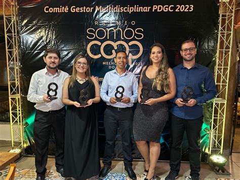 Sicoob Credisudeste celebra conquista do Prêmio SomosCoop em Excelência