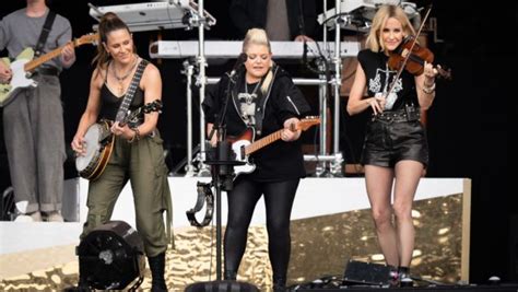 Laura Lynch Founding Member Of Dixie Chicks Dies In Car Crash