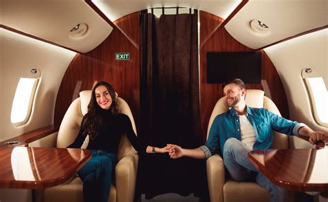 The Luxury of Flying in a Private Jet | Bluedot