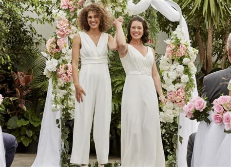 Hallmark Movie To Feature Lesbian Wedding But Not Everyone S Celebrating