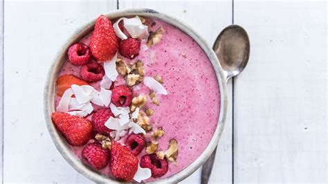 Fruitige Ontbijtbowl Met Yoghurt En Rood Fruit Recept In 2020