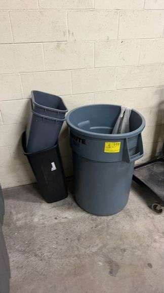 (3) Office Style Trash Cans, (1) Rubbermaid Brute Trash Can - Cross Bid