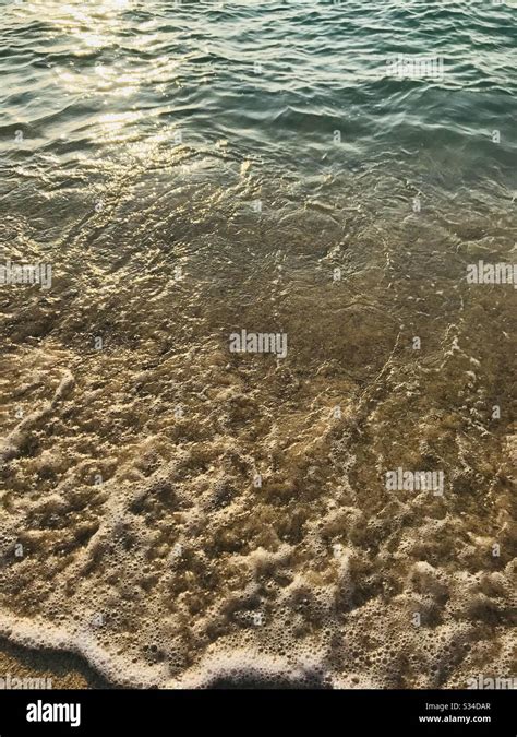 Foam Shoreline Seashore Hi Res Stock Photography And Images Alamy