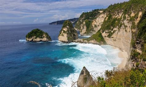 Pantai Di Nusa Penida Yang Wajib Dikunjungi Harto Trans