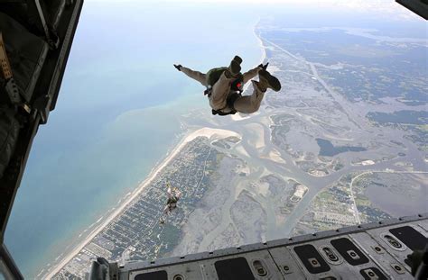 How To Become A Marine Parachute Rigger