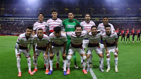 La alineación confirmada de Chivas para enfrentar a Toluca en los