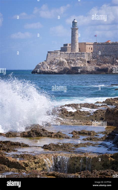 Malecon Cuba Hi Res Stock Photography And Images Alamy