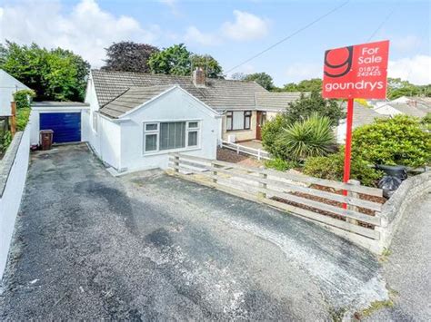 Property Valuation 16 Moresk Close Truro Cornwall Tr1 1dl