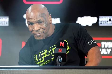 Mike Tyson Sends Six Word Message To Jake Paul After His Gesture At