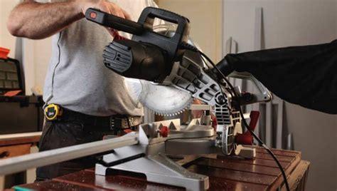 5 Different Types Of Miter Saws - WoodworkMag.Com