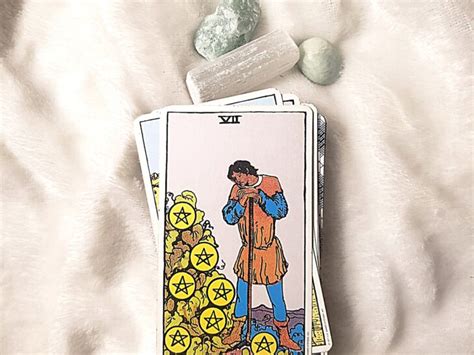 The Six Of Pentacles Tarot Card Guide For Beginners Manifest Like Whoa