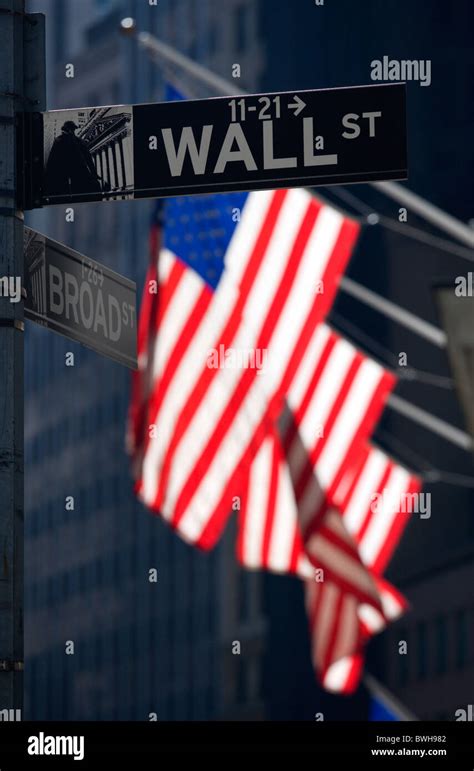 New York City Wall Street Flags Outside New York Hi Res Stock