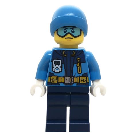 Lego Arctic Explorer Minifigure Brick Owl Lego Marketplace