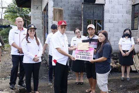 ROR RD Kunjungi Korban Bencana Dan Serahkan Bantuan Kanal Metro