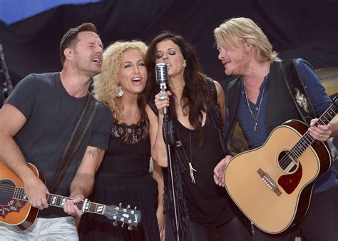 Little Big Town List 11 Favorite Summer Anthems Rolling Stone